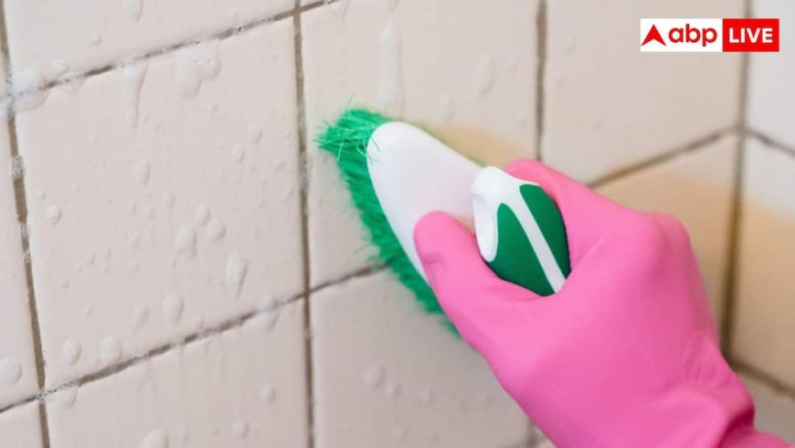 Bathroom Tiles Cleaning Tips:बाथरूम की टाइल्स काली पड़ रही हैं? ऐसे हटाएं जमी गंदगी