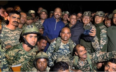 हार्दिक पांड्या ने BSF जवानों के साथ किया पोज, वायरल तस्वीरों से लूटी महफिल 