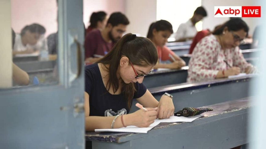 यूपी बोर्ड परीक्षा की कॉपियों में मिले 500 के नोट, 12 स्कूलों के प्रिंसिपल तलब