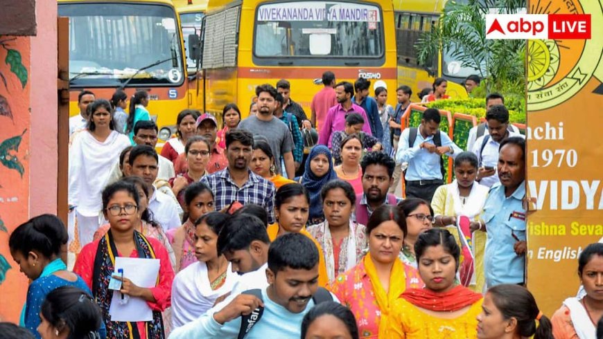 यूपी 11,508 शिक्षक भर्ती में शिक्षामित्रों को मिलेगा वेटेज? आयु में छूट की तैयारी