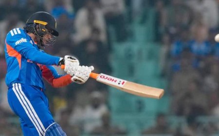 अभिषेक शर्मा के निशाने पर T20 का वर्ल्ड रिकॉर्ड, दूसरे मैच में रचेंगे इतिहास